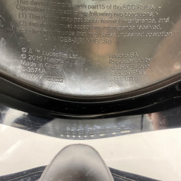 Star Wars Black Series Voice Changer Helmet Kylo Ren Toy Hasbro Takara Tomy - Picture 7 of 10